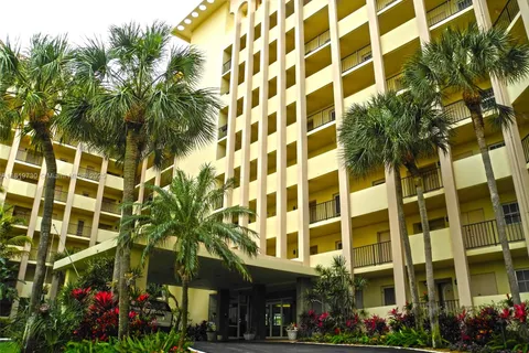 3475 S Ocean Blvd # 611, Palm Beach FL 33480