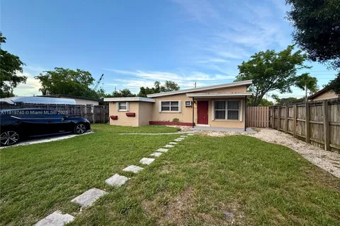824 NW 4th Ave # 824, Fort Lauderdale FL 33311