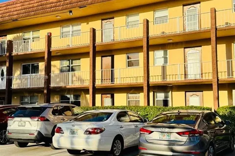 2720 N Pine Island Rd # 103, Sunrise FL 33322