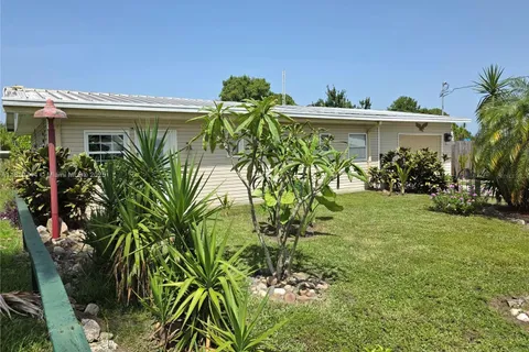 1209 5th Street, Bulkhead Ridge FL 34974