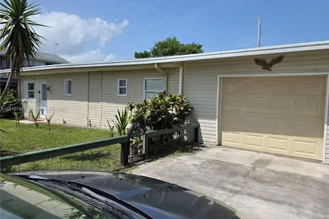 1209 5th Street, Bulkhead Ridge FL 34974