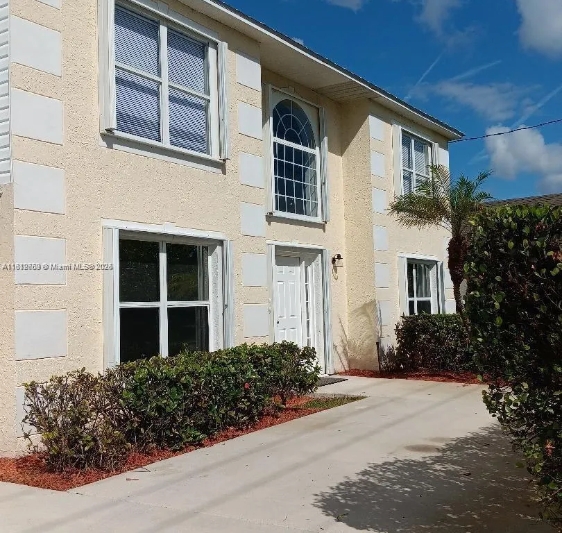 642 NW Bayshore Blvd # 0, Port St. Lucie FL 34983