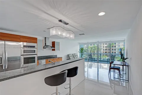 2950 NE 188th Street # 225, Aventura FL 33180