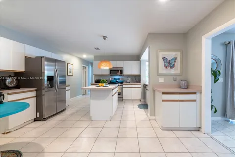 1122 S N St, Lake Worth FL 33460