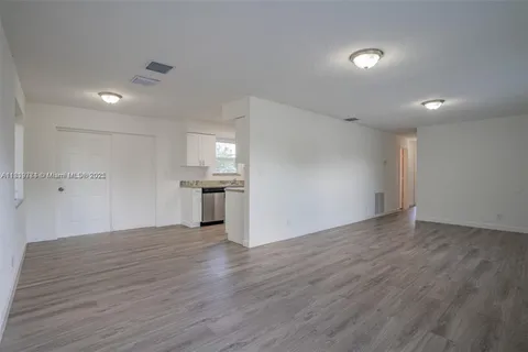 650 SW 29th Ave # 650, Fort Lauderdale FL 33312