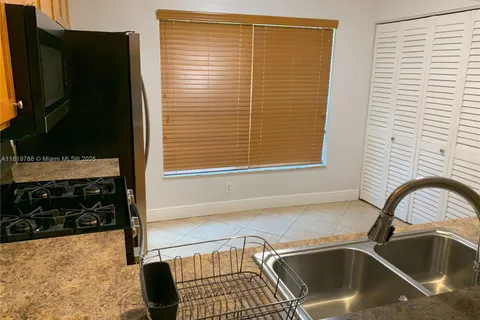 10911 Jewel Box Ln, Tamarac FL 33321