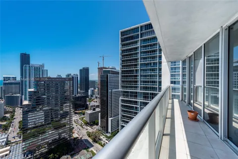 475 Brickell Ave # 4213, Miami FL 33131