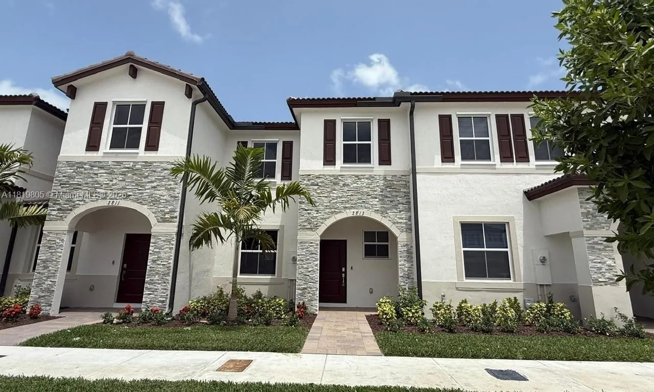 2820 SE 26 Ave # 2820, Homestead FL 33035