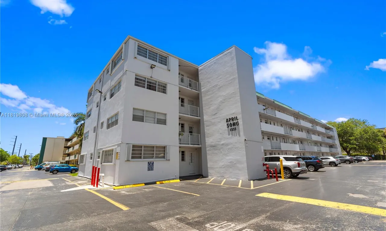 1333 E Hallandale Beach Blvd # 421, Hallandale Beach FL 33009