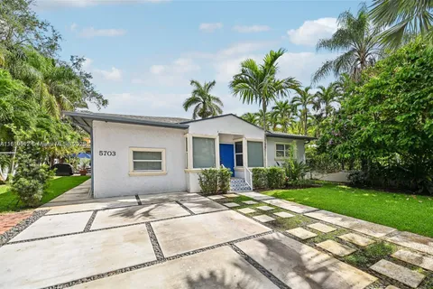 5703 SW 83rd St, South Miami FL 33143
