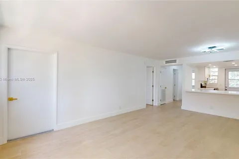 1333 E Hallandale Beach Blvd # 326, Hallandale Beach FL 33009