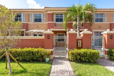 11438 NW 62nd Ter # 218, Doral FL 33178