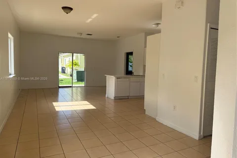 13232 Old Biscayne Dr # 1301, Homestead FL 33033
