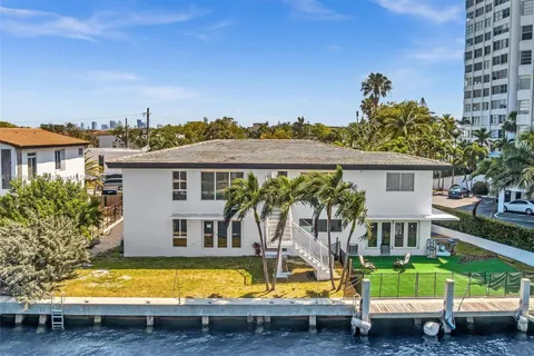 11900 N Bayshore Dr # 101, North Miami FL 33181