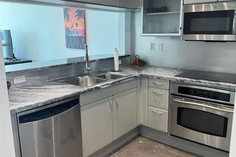 540 West Ave # 311, Miami Beach FL 33139