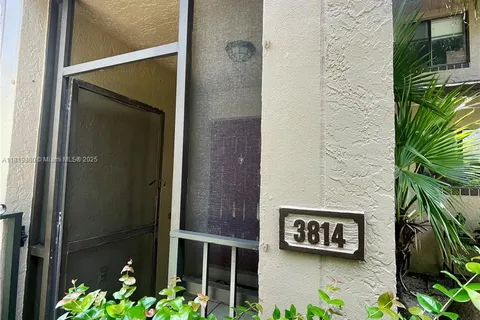 3814 NW 23rd Ct, Coconut Creek FL 33066