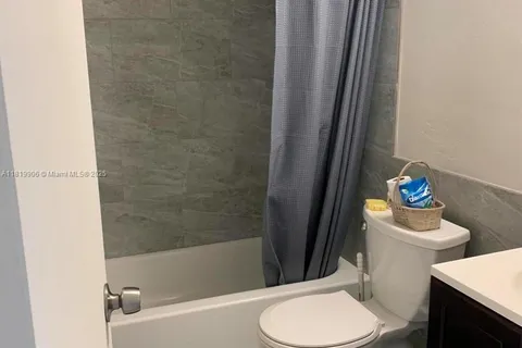 89 Berkshire D # 89, West Palm Beach FL 33417