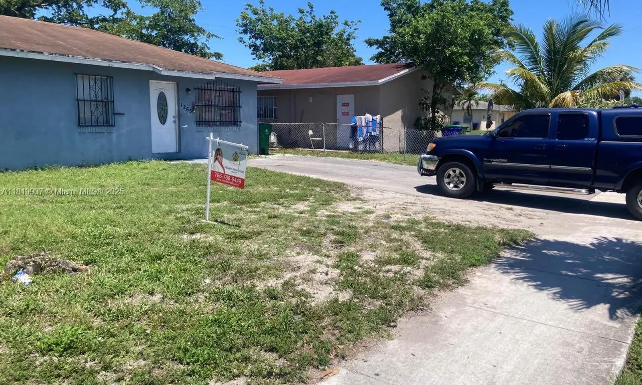 1265 NW 27th Ave, Fort Lauderdale FL 33311