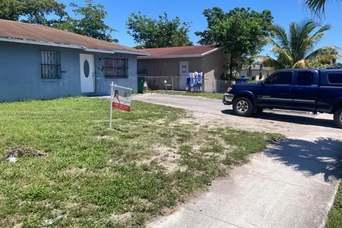1265 NW 27th Ave, Fort Lauderdale FL 33311
