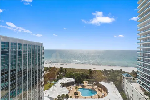 5055 Collins Ave # 14H, Miami Beach FL 33140