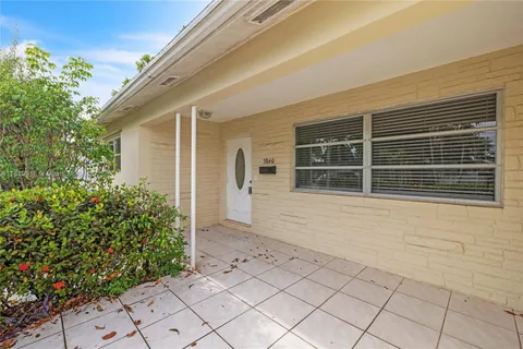 3860 NW 6th Pl, Lauderhill FL 33311