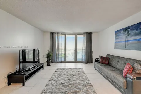 3800 S Ocean Dr # 1123, Hollywood FL 33019