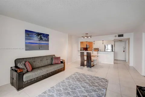 3800 S Ocean Dr # 1123, Hollywood FL 33019