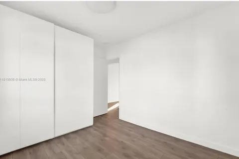 5901 SW 6th St, Miami FL 33144