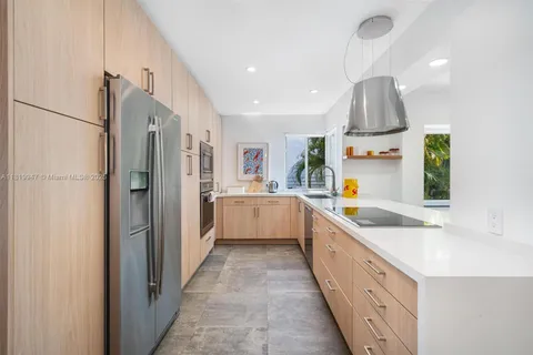 7755 Noremac Ave, Miami Beach FL 33141