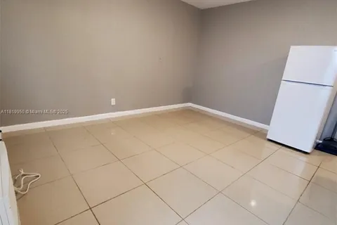 1719 Lincoln St, Hollywood FL 33020