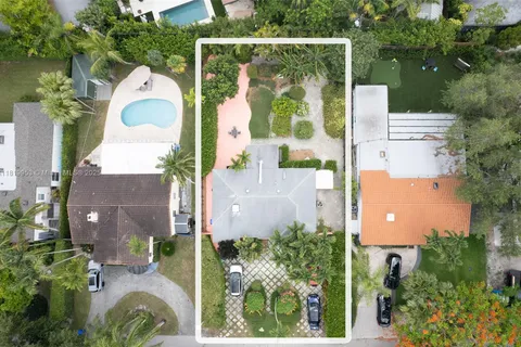 4245 Braganza Ave, Miami FL 33133