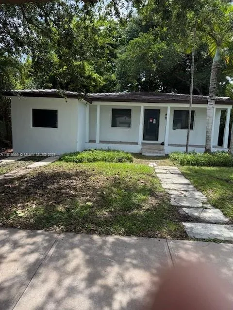 905 Tangier St, Coral Gables FL 33134