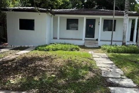 905 Tangier St, Coral Gables FL 33134