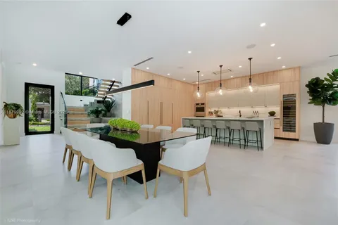 4110 Park Ave, Miami FL 33133