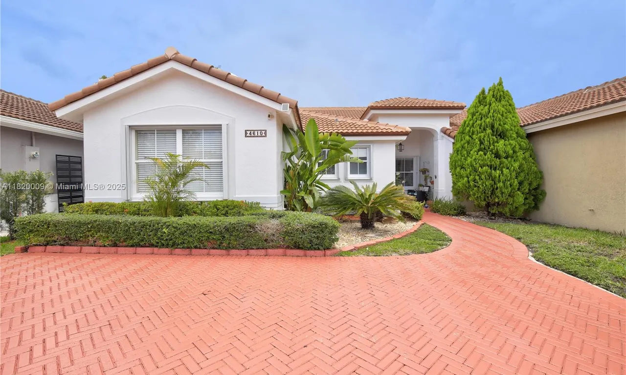 4610 SW 163rd Path, Miami FL 33185
