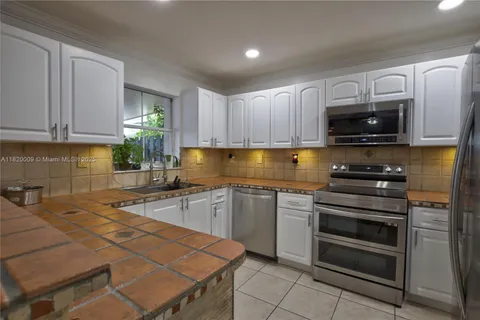 4610 SW 163rd Path, Miami FL 33185