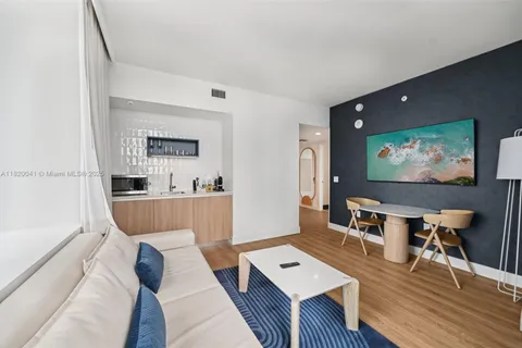 601 NE 1st Ave # 1901, Miami FL 33132