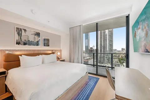 601 NE 1st Ave # 1901, Miami FL 33132