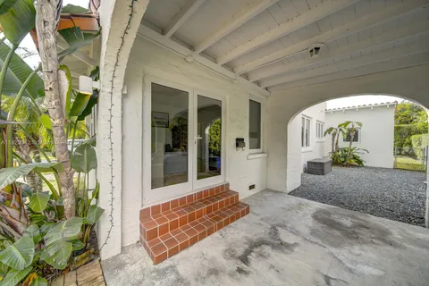 1212 Medina Ave # 0, Coral Gables FL 33134