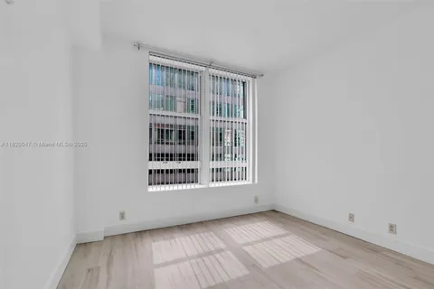 111 E Flagler St # 902, Miami FL 33131