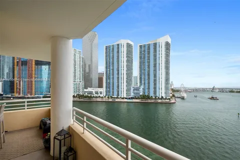 888 Brickell Key Dr # 1006, Miami FL 33131