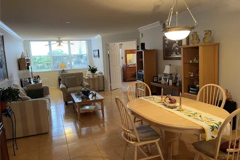 10422 NW 24th Pl # 210, Sunrise FL 33322