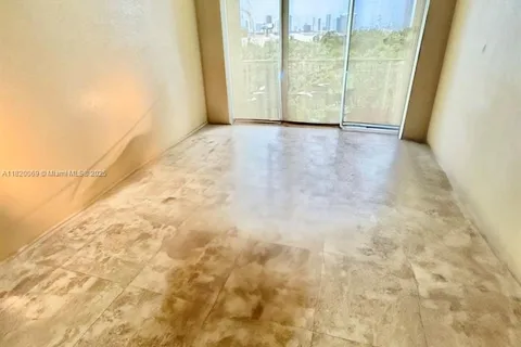 1350 NW 8th Ct # 5, Miami FL 33136