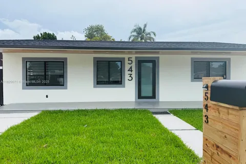 543 E 61st St, Hialeah FL 33013