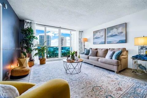 6770 Indian Creek Dr # 7B, Miami Beach FL 33141