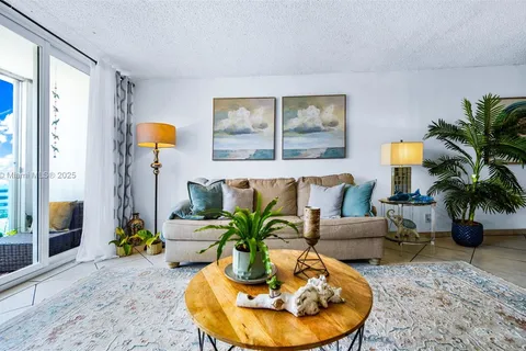 6770 Indian Creek Dr # 7B, Miami Beach FL 33141