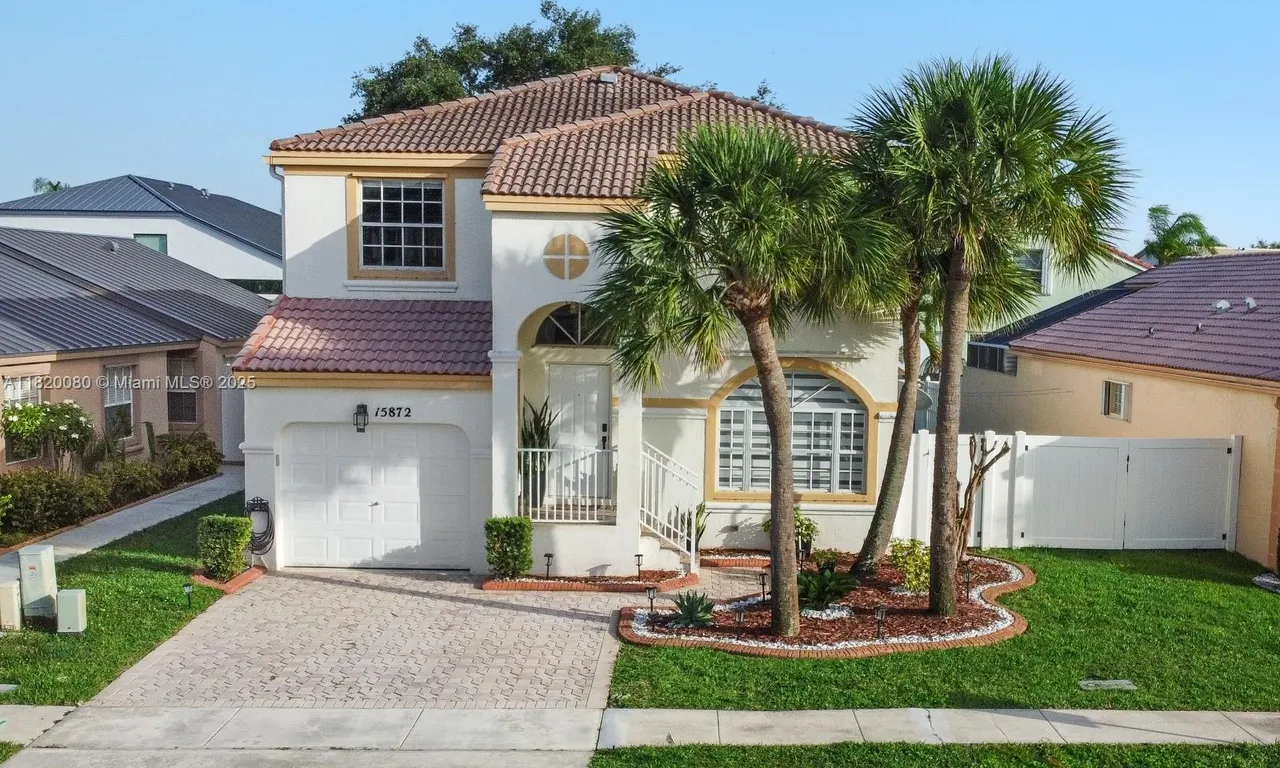 15872 NW 21st St, Pembroke Pines FL 33028