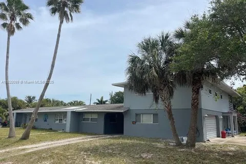 351 N Shannon Ave, Indialantic FL 32903