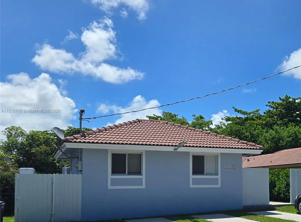 20137 SW 88th Ct # 20135, Cutler Bay FL 33189