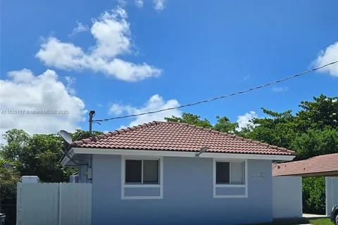 20137 SW 88th Ct # 20135, Cutler Bay FL 33189